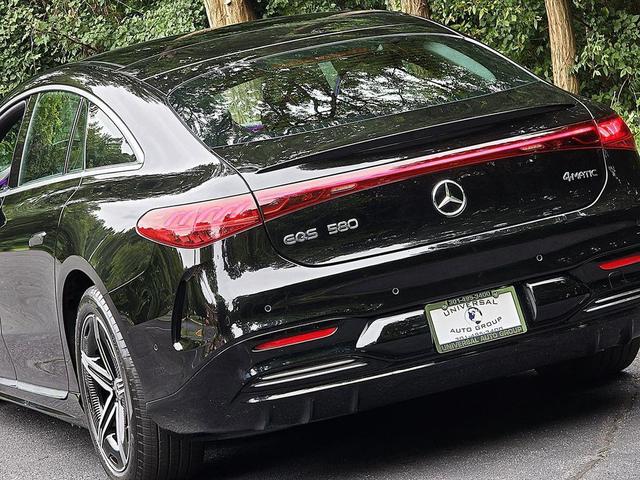 Photo of 2022 Obsidian Black Metallic Mercedes-Benz EQS 580