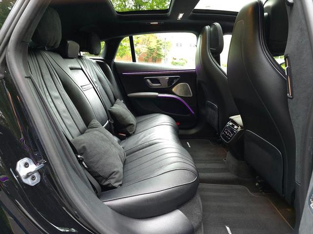 Photo of 2022 Obsidian Black Metallic Mercedes-Benz EQS 580