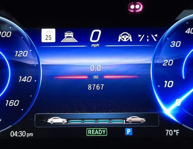 Photo of 2022 Obsidian Black Metallic Mercedes-Benz EQS 580