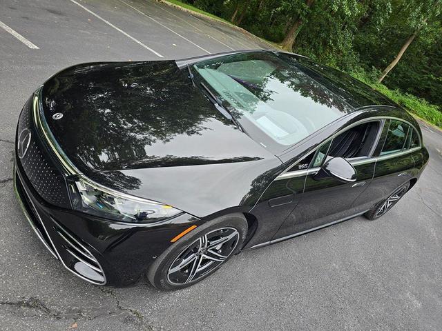 Photo of 2022 Obsidian Black Metallic Mercedes-Benz EQS 580