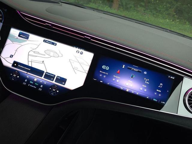 Photo of 2022 Obsidian Black Metallic Mercedes-Benz EQS 580