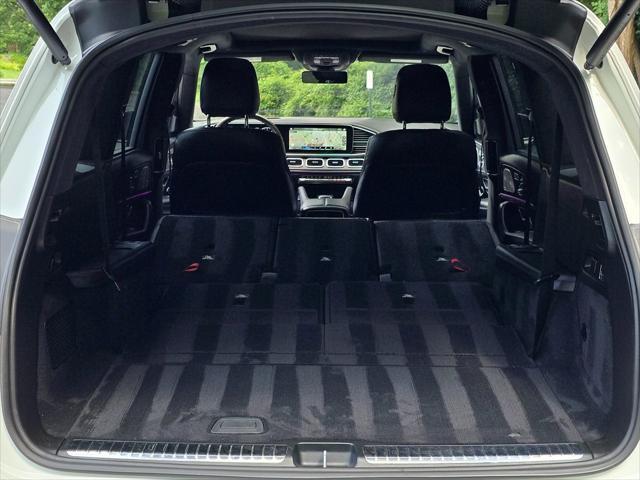 Photo of 2021 Polar White Mercedes-Benz GLS 450