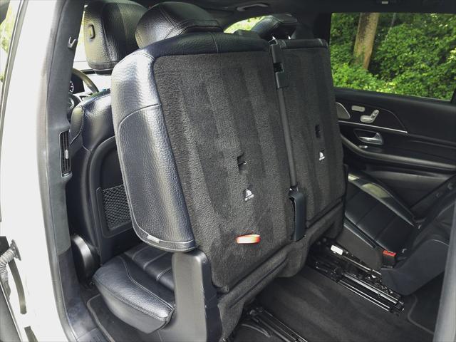 Photo of 2021 Polar White Mercedes-Benz GLS 450