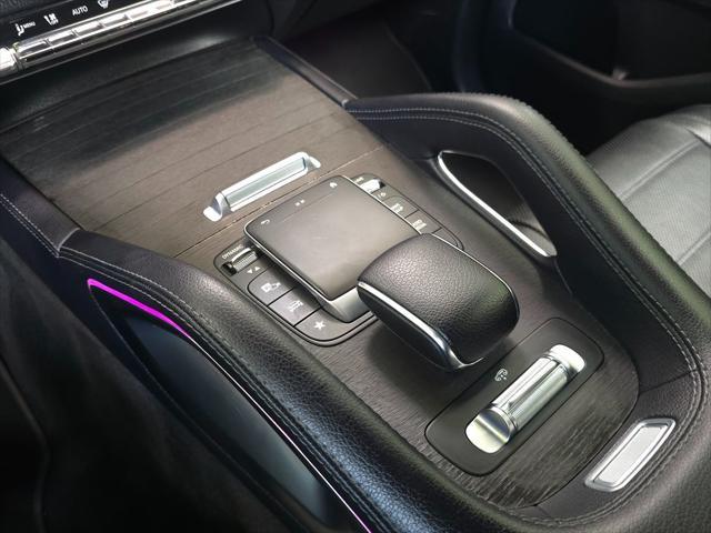 Photo of 2021 Polar White Mercedes-Benz GLS 450