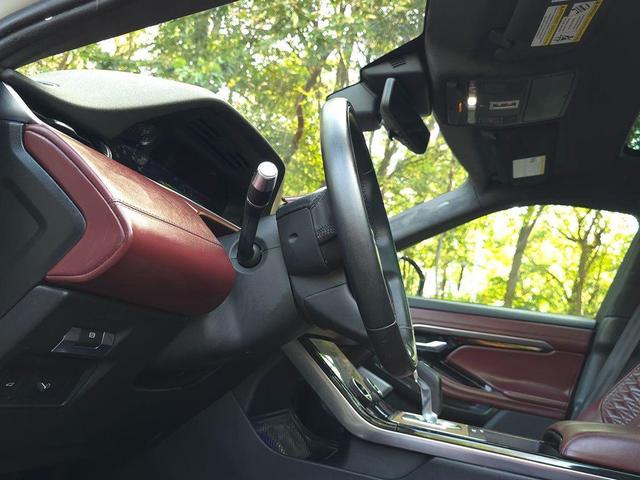 Photo of 2020 Fuji White Land Rover Range Rover Evoque