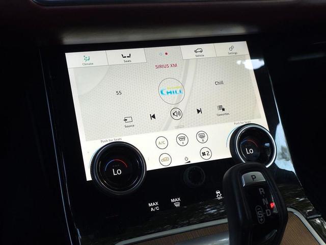 Photo of 2020 Fuji White Land Rover Range Rover Evoque