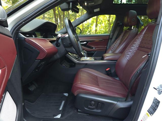 Photo of 2020 Fuji White Land Rover Range Rover Evoque