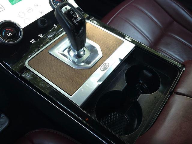 Photo of 2020 Fuji White Land Rover Range Rover Evoque