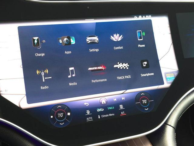 Photo of 2022 Nautical Blue Metallic Mercedes-Benz EQS 450+