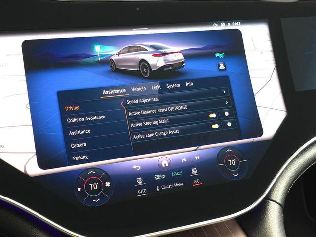 Photo of 2022 Nautical Blue Metallic Mercedes-Benz EQS 450+