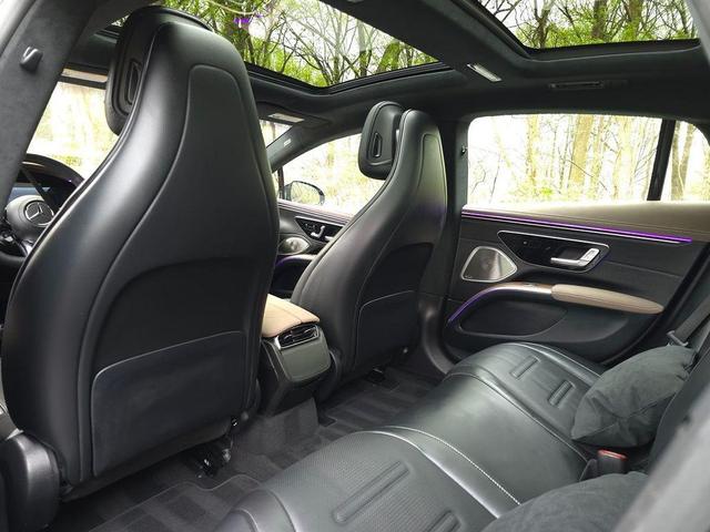 Photo of 2022 Nautical Blue Metallic Mercedes-Benz EQS 450+