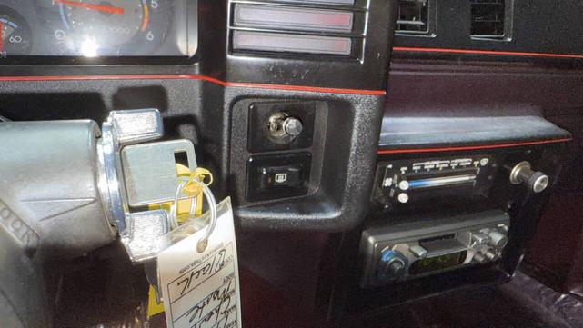 Photo of 1987 Black Chevrolet Monte Carlo
