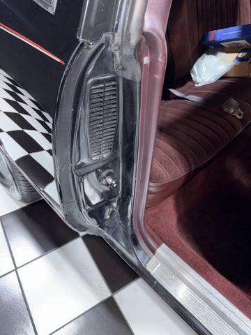 Photo of 1987 Black Chevrolet Monte Carlo