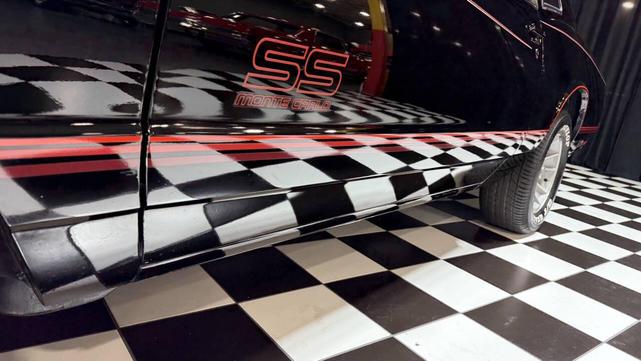 Photo of 1987 Black Chevrolet Monte Carlo