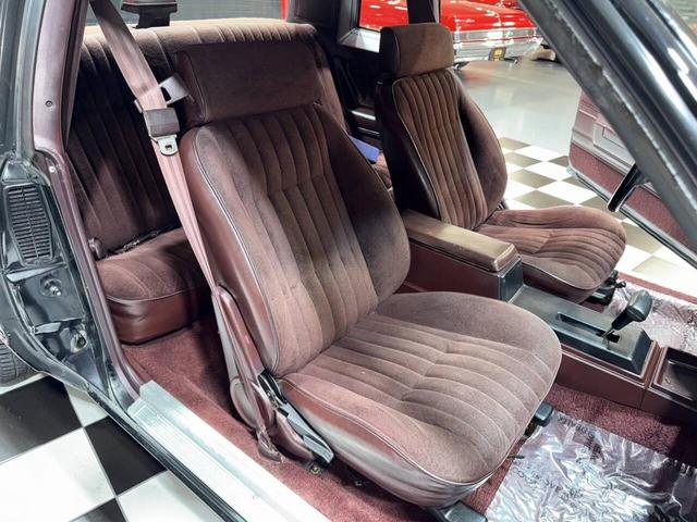 Photo of 1987 Black Chevrolet Monte Carlo
