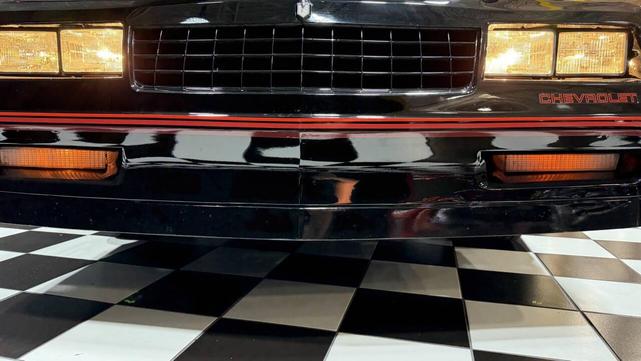 Photo of 1987 Black Chevrolet Monte Carlo