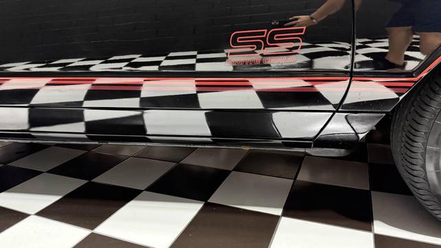 Photo of 1987 Black Chevrolet Monte Carlo