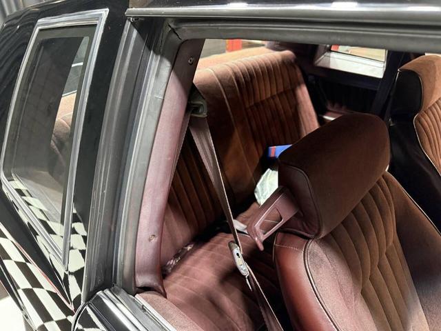 Photo of 1987 Black Chevrolet Monte Carlo