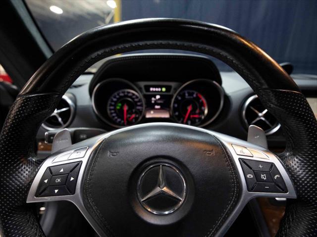 Photo of 2013 Black Mercedes-Benz SL-Class