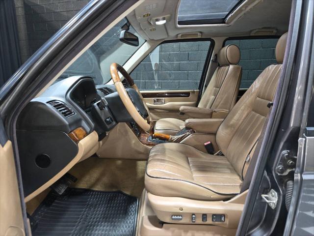 Photo of 2002 Bonatti Gray Land Rover Range Rover
