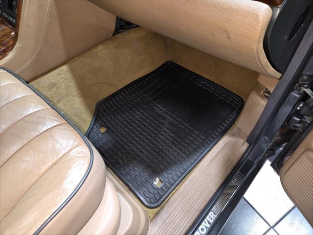 Photo of 2002 Bonatti Gray Land Rover Range Rover