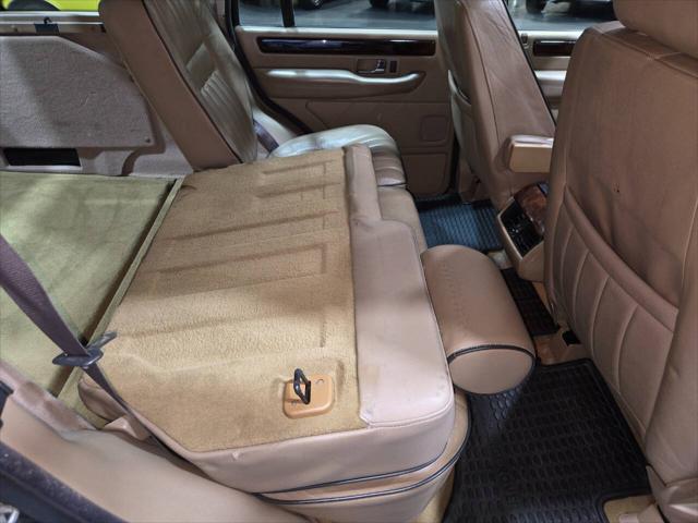 Photo of 2002 Bonatti Gray Land Rover Range Rover