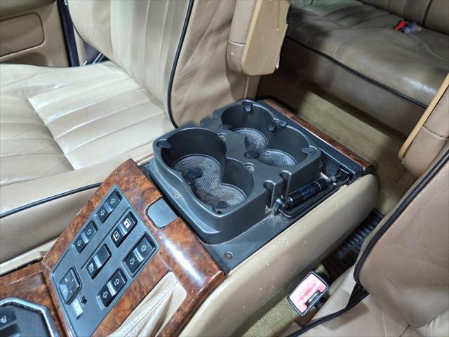 Photo of 2002 Bonatti Gray Land Rover Range Rover