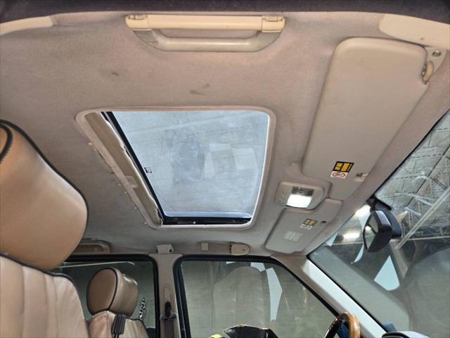 Photo of 2002 Bonatti Gray Land Rover Range Rover