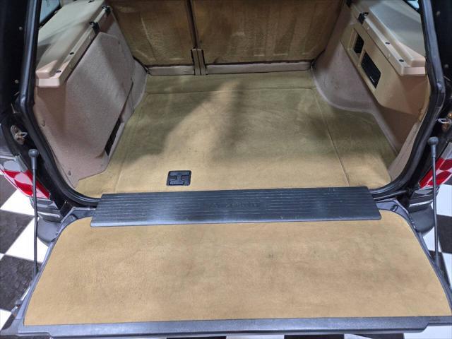 Photo of 2002 Bonatti Gray Land Rover Range Rover