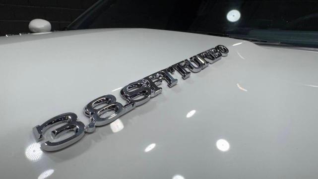 Photo of 1987 White Buick Regal