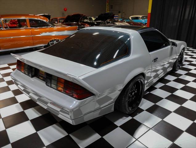 Photo of 1989 Gray Chevrolet Camaro