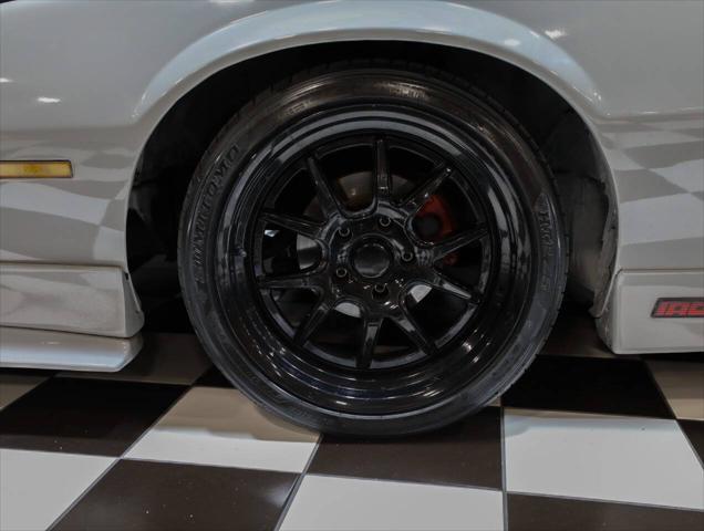 Photo of 1989 Gray Chevrolet Camaro