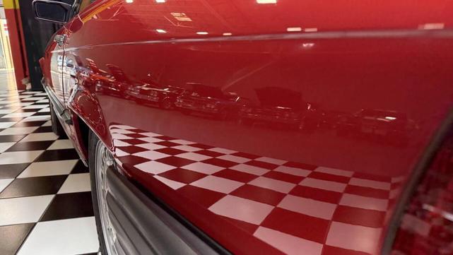 Photo of 1987 Red Mercedes-Benz S-Class