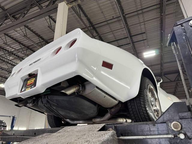 Photo of 1981 White Chevrolet Corvette