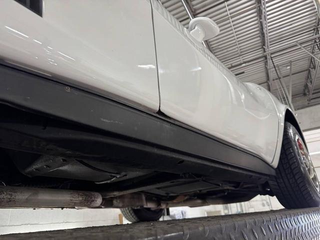 Photo of 1981 White Chevrolet Corvette