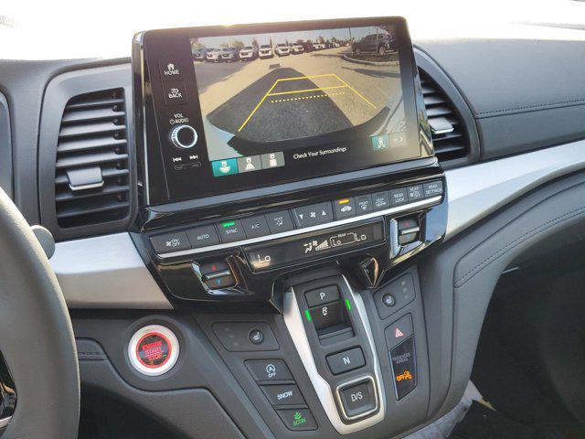 Photo of 2025 Crystal Black Pearl Honda Odyssey