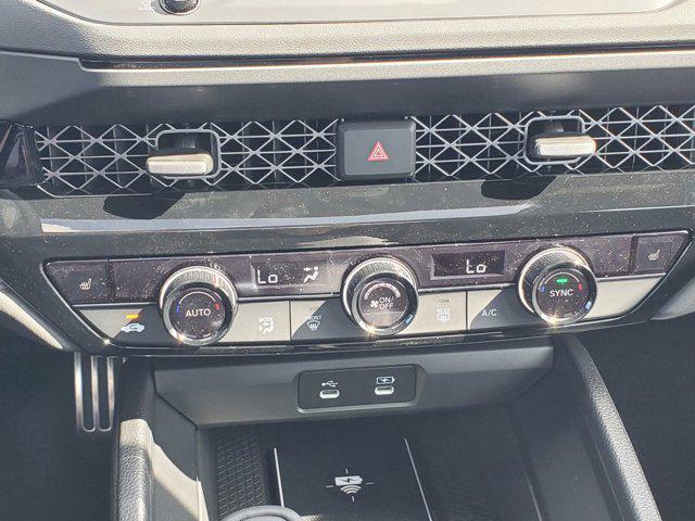 Photo of 2025 Still Night Pearl Honda Accord Hybrid
