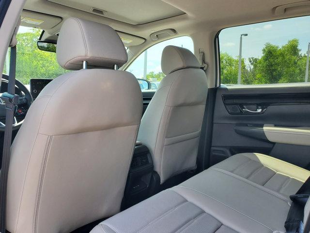 Photo of 2026 Platinum White Pearl Honda CR-V
