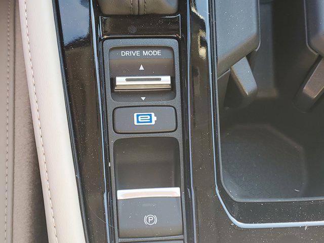 Photo of 2025 Platinum White Pearl Honda Accord Hybrid