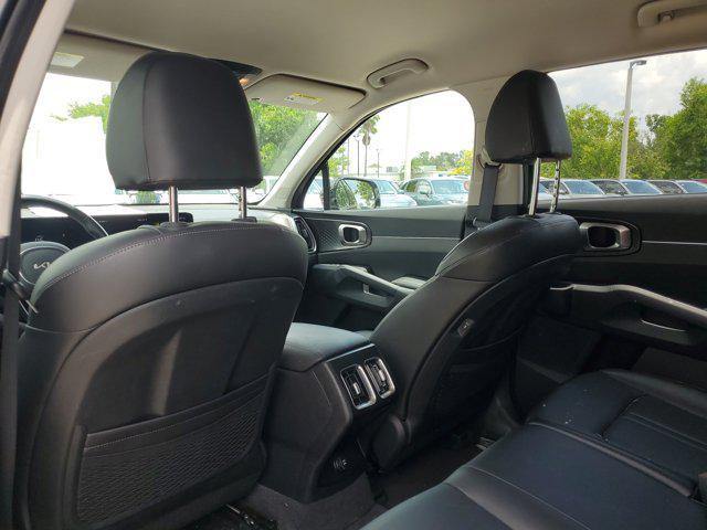 Photo of 2024 Ebony Black Kia Sorento