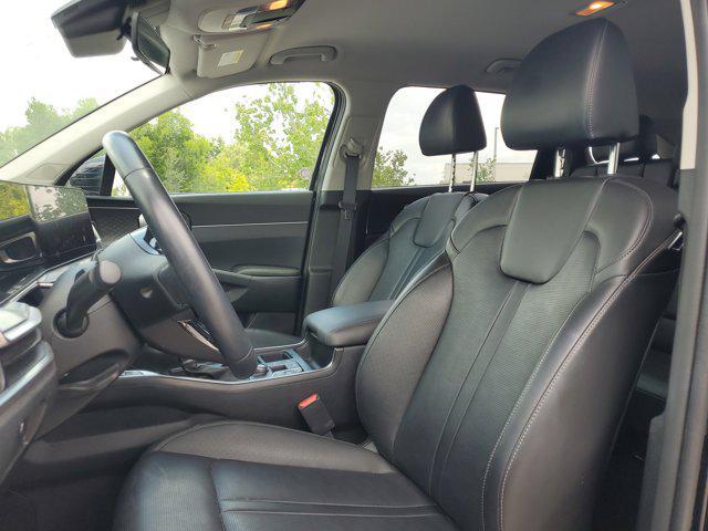 Photo of 2024 Ebony Black Kia Sorento