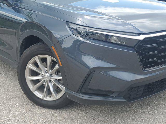 Photo of 2024 sparkle silver metallic Honda CR-V
