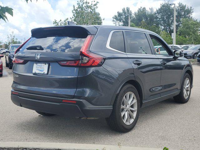 Photo of 2024 sparkle silver metallic Honda CR-V