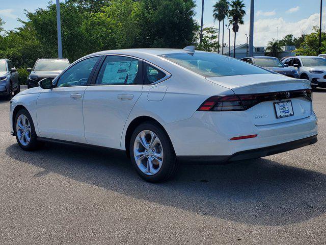 Photo of 2025 Platinum White Pearl Honda Accord