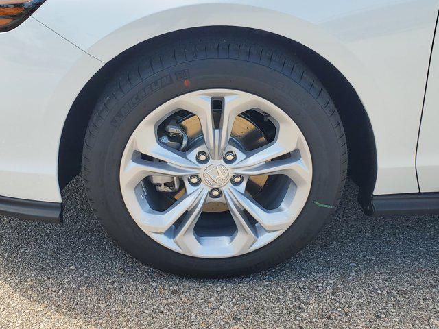Photo of 2025 Platinum White Pearl Honda Accord