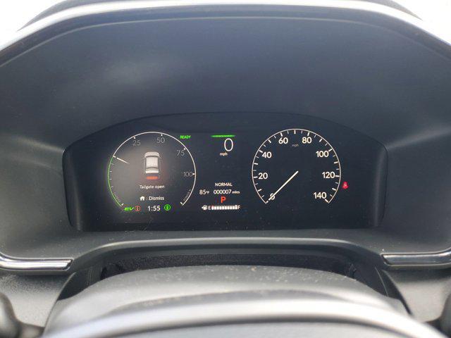 Photo of 2025 Radiant Red Metallic Honda CR-V Hybrid