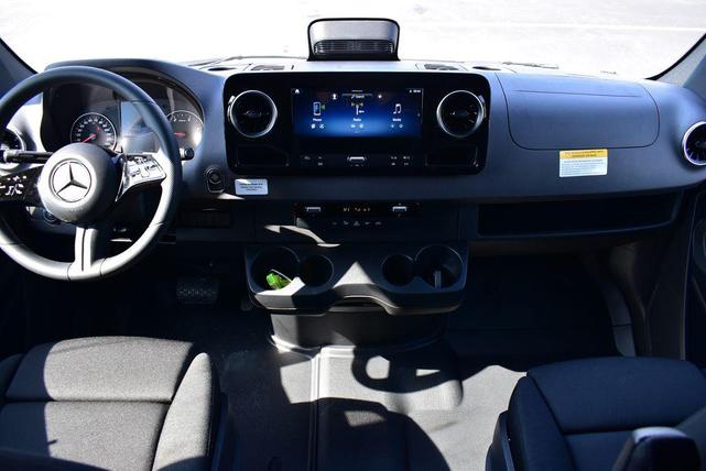 Photo of 2025 Mercedes-Benz Sprinter 2500