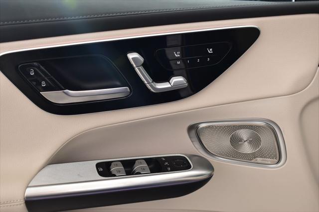 Photo of 2025 Starling Blue Metallic Mercedes-Benz GLC 350e