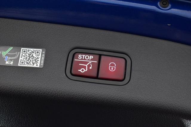 Photo of 2025 Starling Blue Metallic Mercedes-Benz GLC 350e