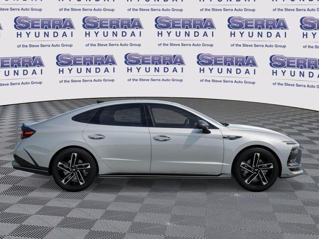 Photo of 2025 Silver Hyundai SONATA